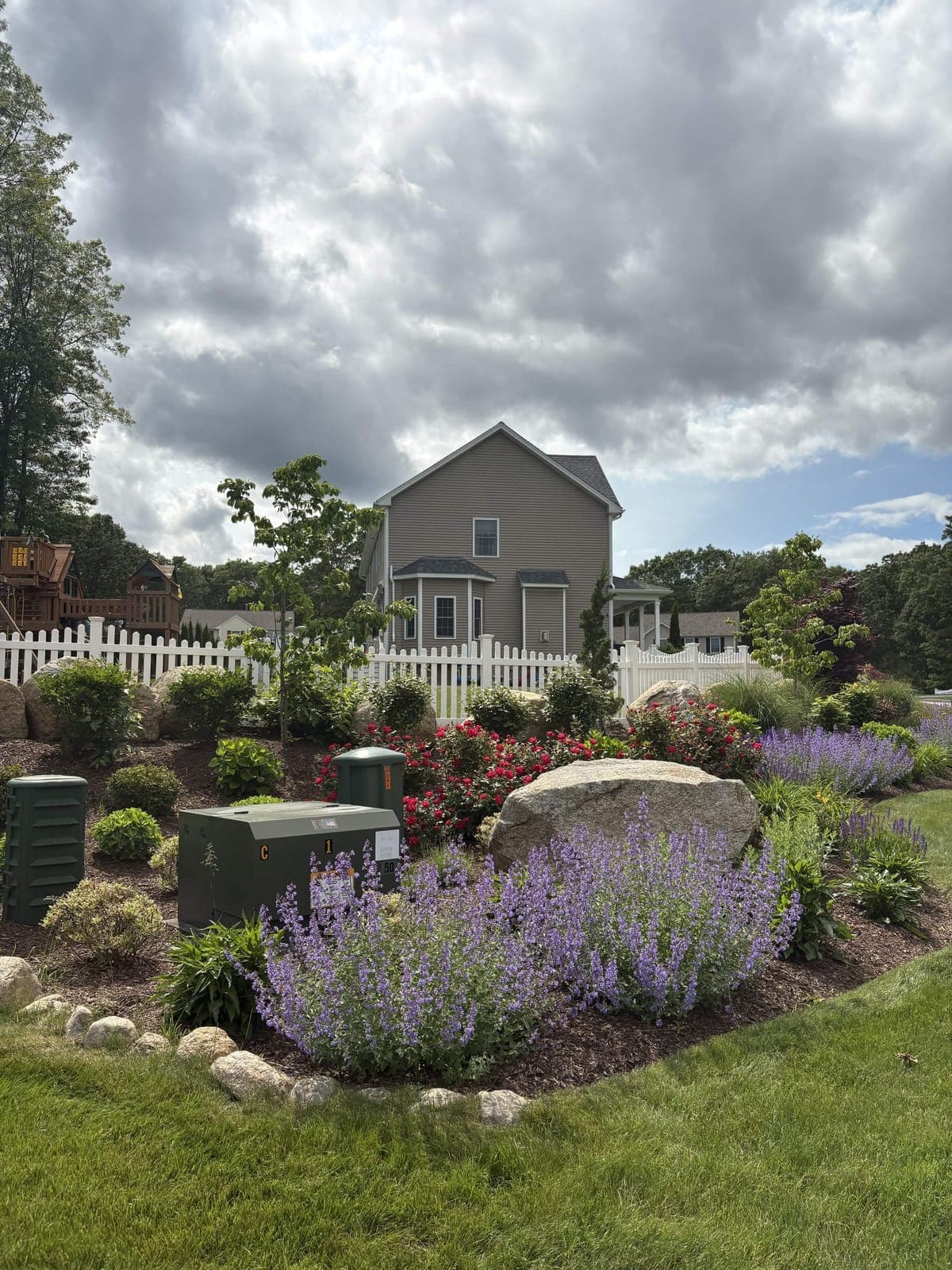 Stone & Shade Courtyard — photo 2 of 4